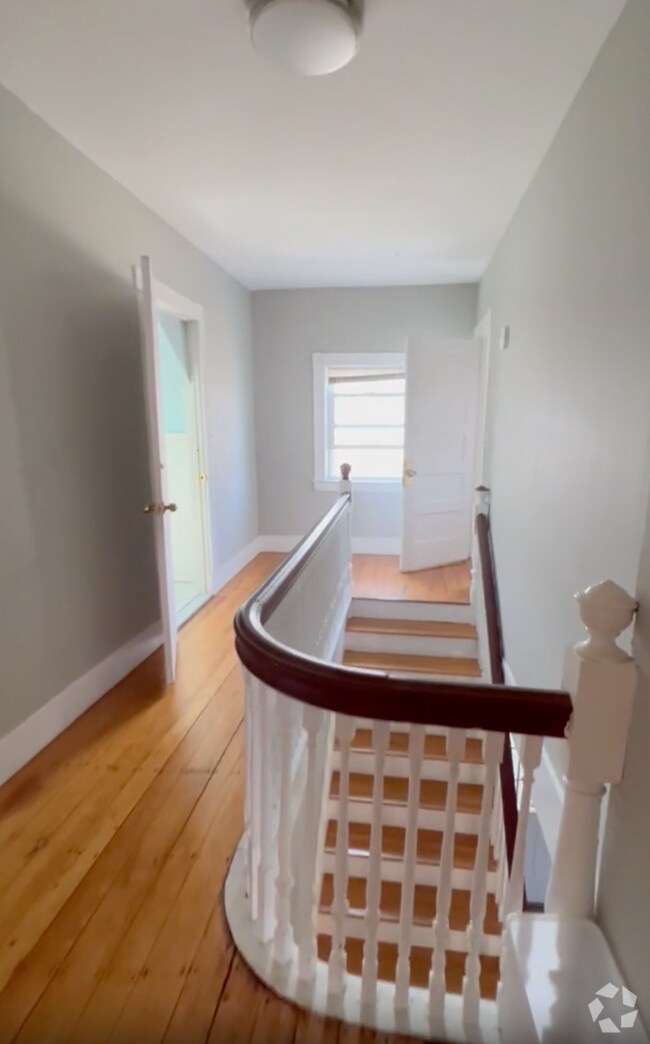 Building Photo - 12 Verndale St Rental