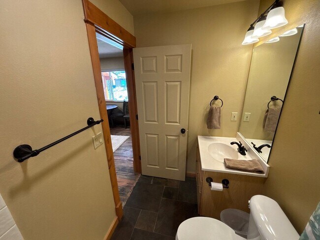 Photo - 300 Blackberry Ln