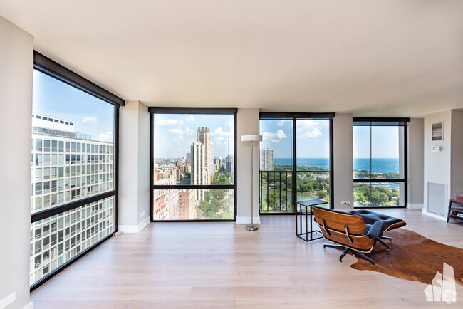 Building Photo - 345 W Fullerton Pky Unit 2908 Rental