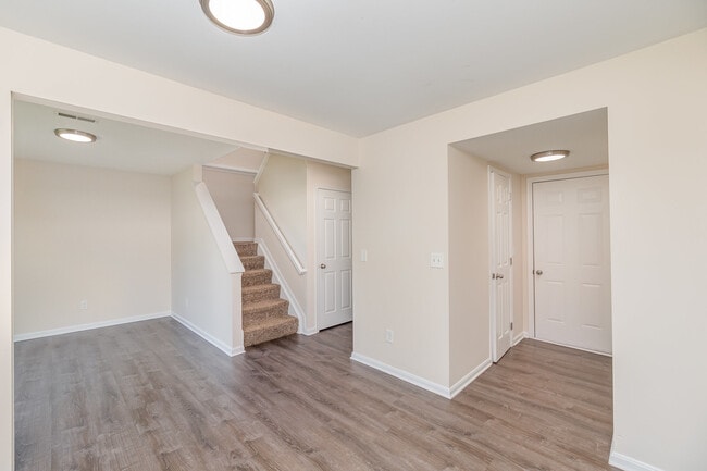Howell Management Florence Townhomes