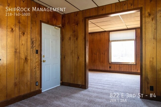 Photo - 822 E 3rd St Unit #4