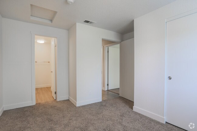 2BR,2BA-Sapphire