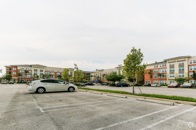 2800 NW 43rd Ter