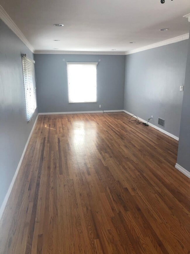 Dormitorio - 10605 Ashton Ave Unidad 10607 1/2