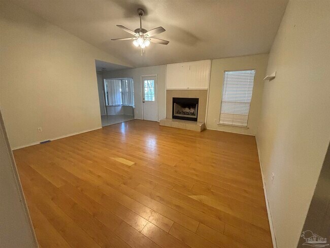 Photo - 7462 Northpointe Blvd