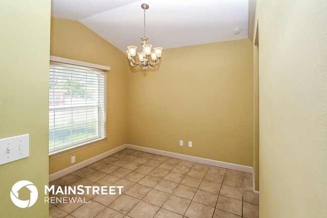 Photo - 913 Redwood St
