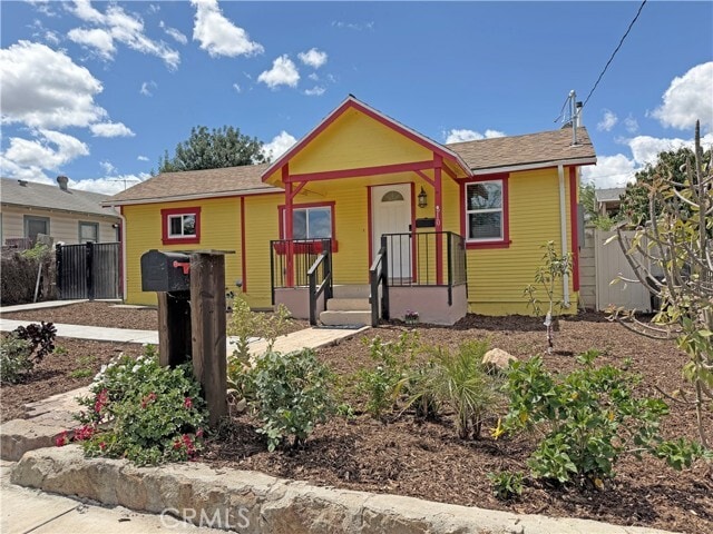 Building Photo - 810 Pine St