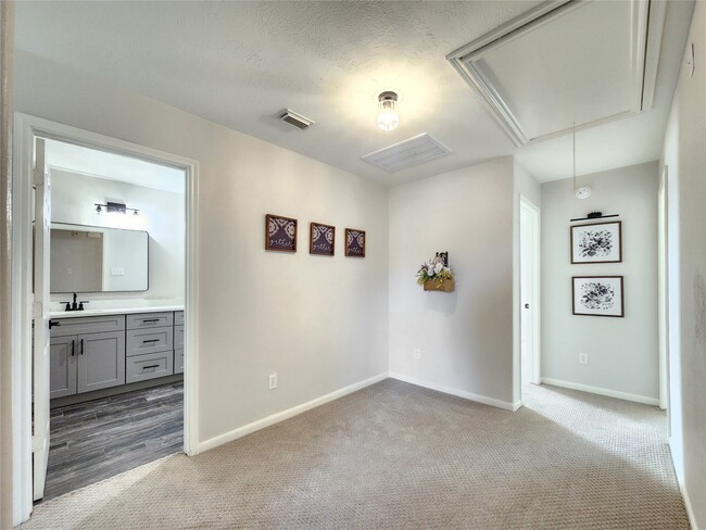 Photo - 21827 Sierra Long Dr