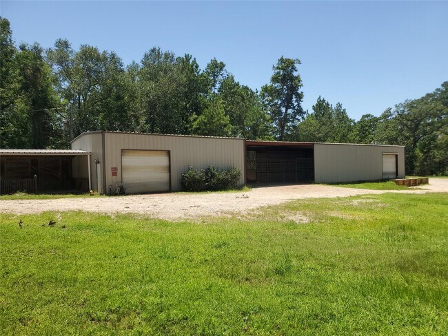 Photo - 12021 Old Montgomery Rd