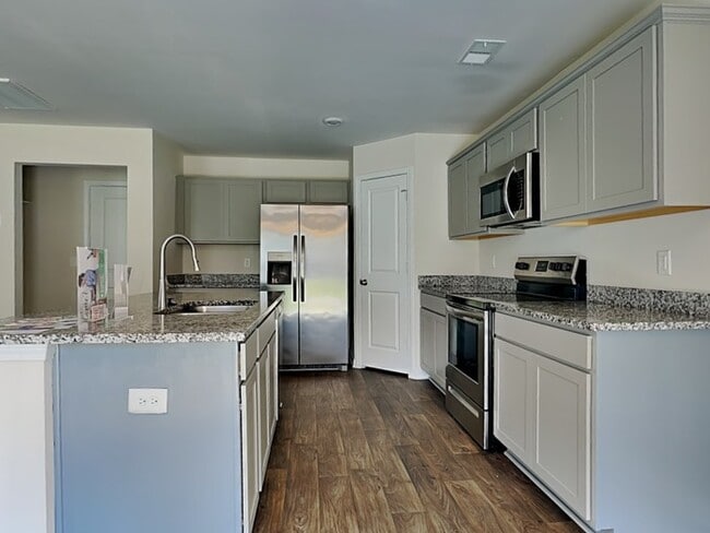 Photo - 114 Boat Clb Ln