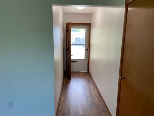 Photo - 123 Napoleon Rd