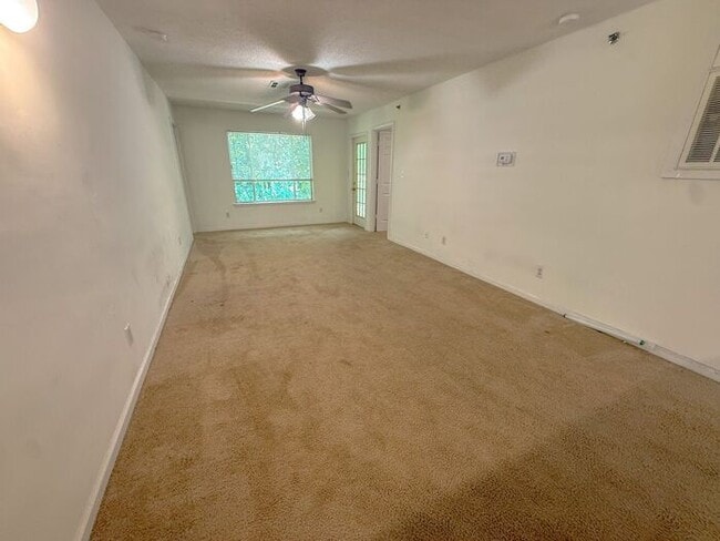 Top floor 4 bed 4 bath condo! On Wolfline, perfect for roommates!