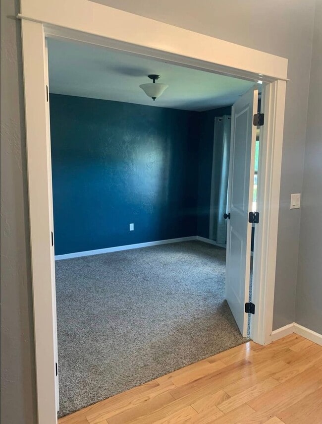 Photo - Beautiful East Medford 4 Bedroom 2 Bathroom Home