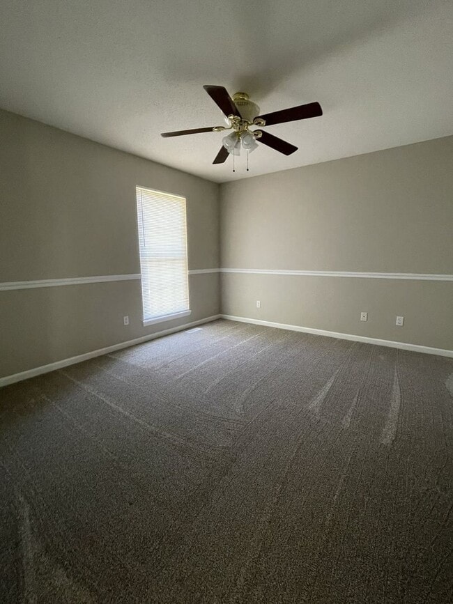 Photo - 4 Bed 3 Bath For Rent in Troy, MO