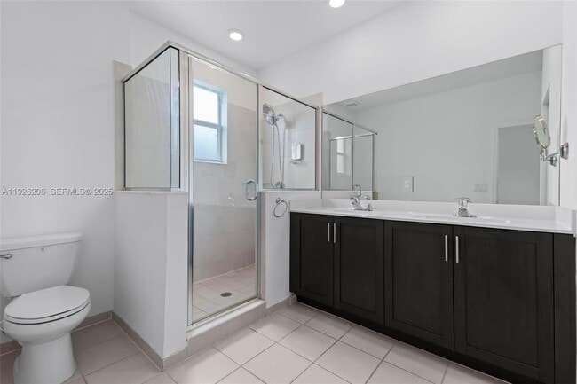 Photo - 2652 SE 13th St