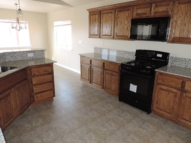 Photo - 3 bedroom home, $2250 per month