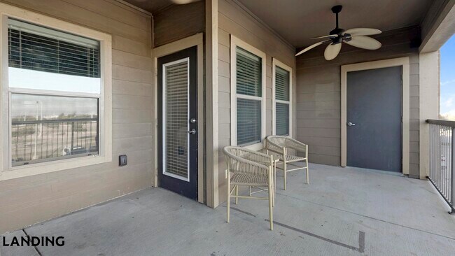 2155 Arkansas Ln Unit 1210