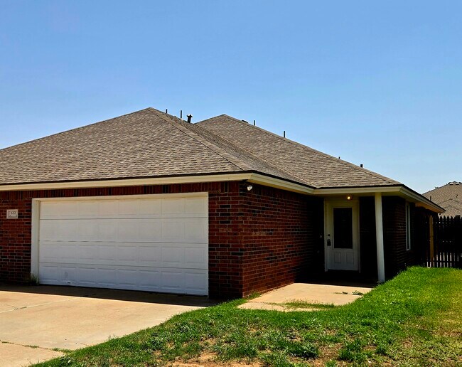 Photo - 612 N Englewood Ave Townhome