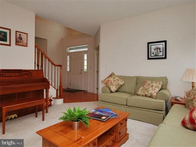 Photo - 3 Kirby Cir