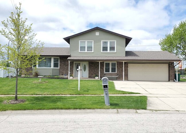 Building Photo - 1595 Oregon Trl