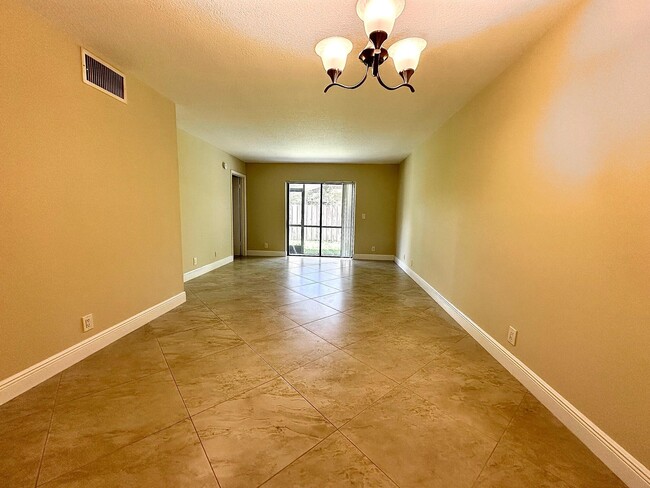 Photo - 21904 Lake Forest Cir Unit 101