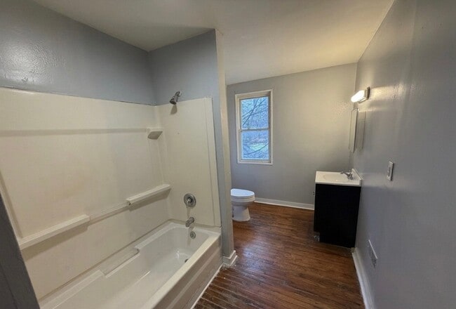 Photo - 227 Kellogg St Unidad 3