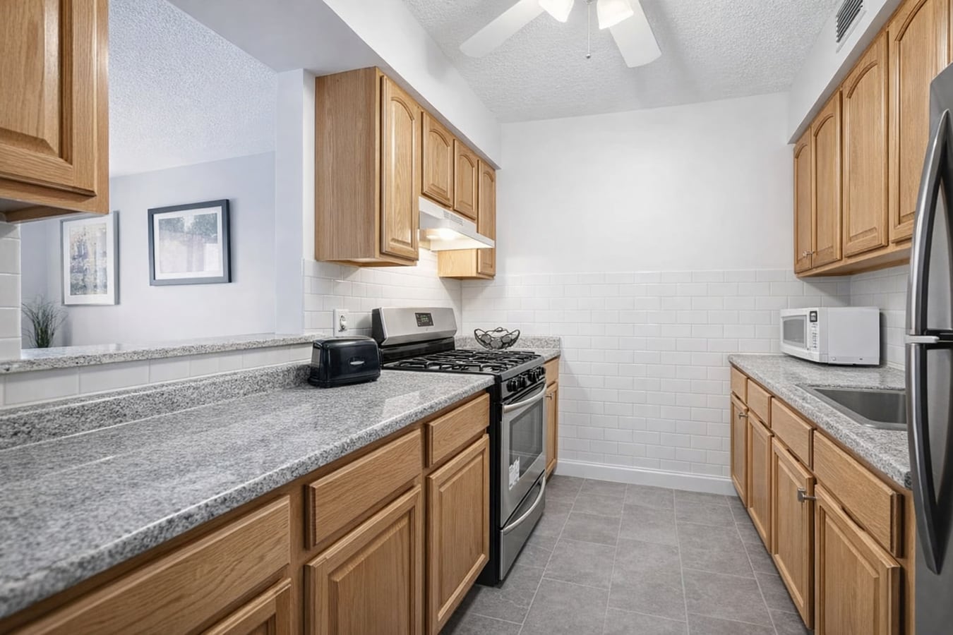 Photo - 174 E 111th St Unit East 111th