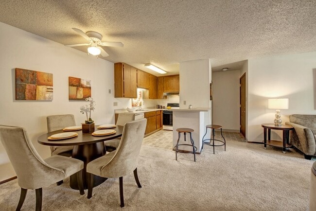 Photo - Canyon Ranch Apartments