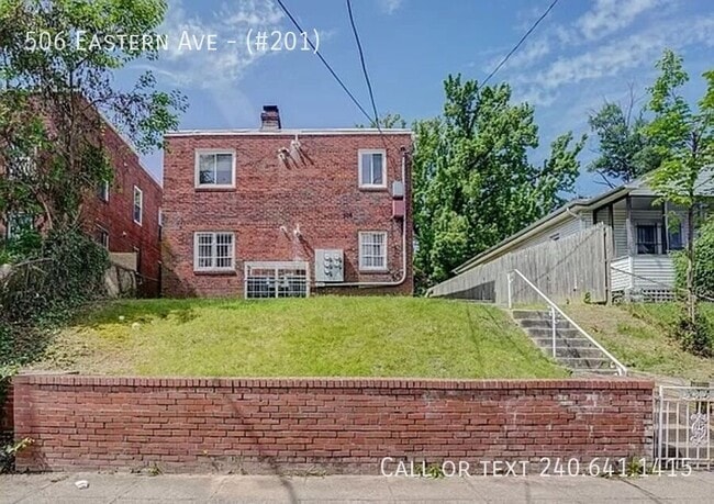 Photo - 506 Eastern Ave NE Unit (#201)