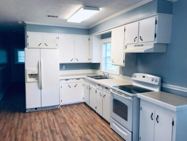 Photo - 601 Moselle-Seminary Rd