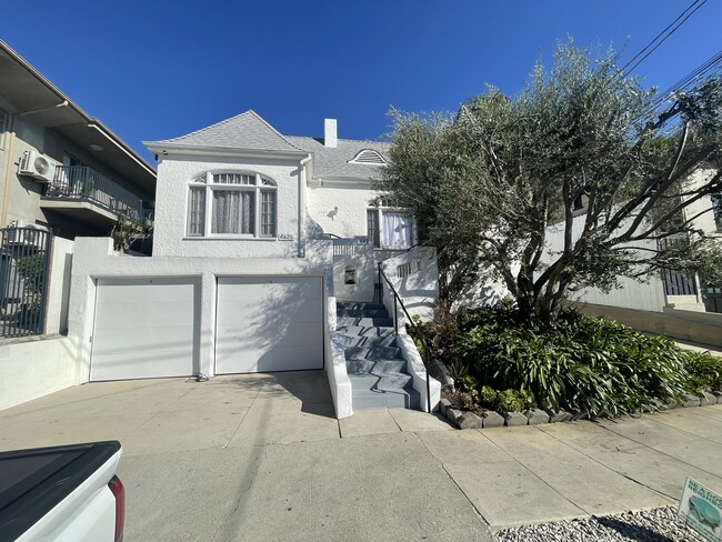 Building Photo - 642 1/2 Maltman Ave