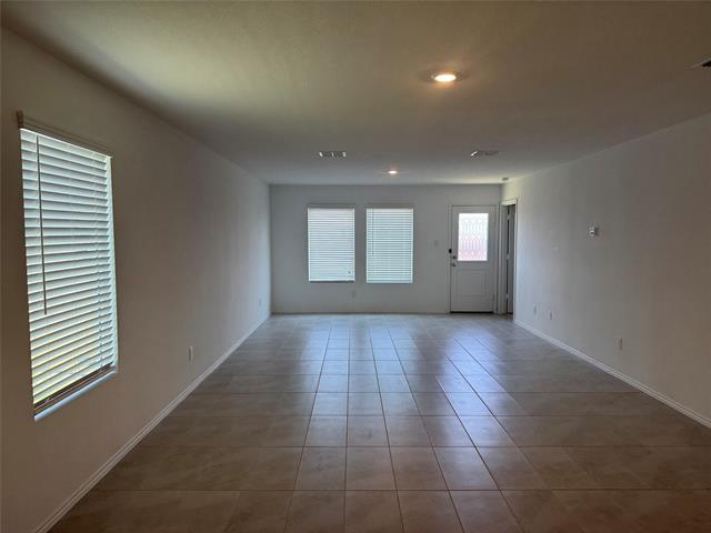 Photo - 6533 Middlebury Dr