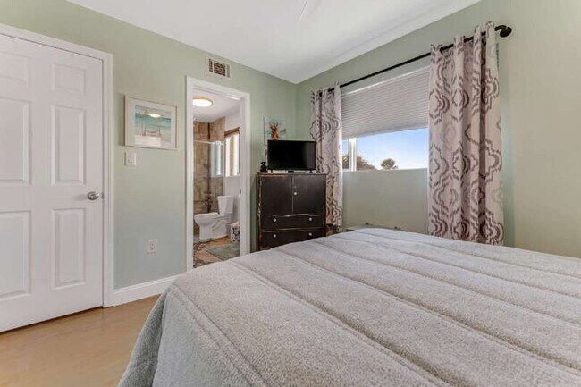 Photo - 116 S Grandview Ave Unit B