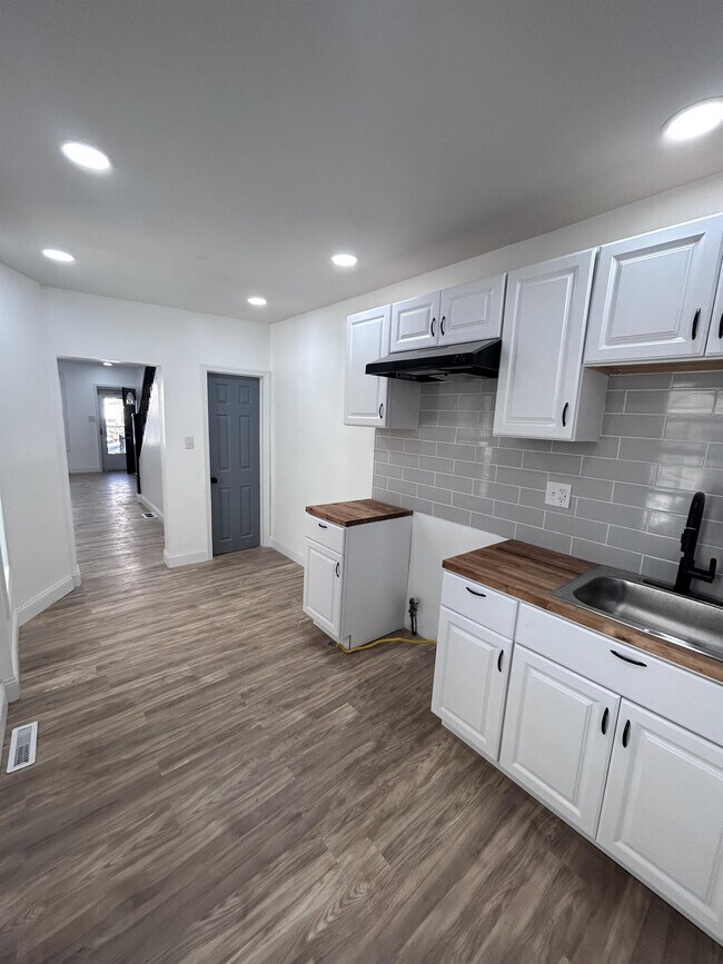 Photo - 1332 Green St Townhome