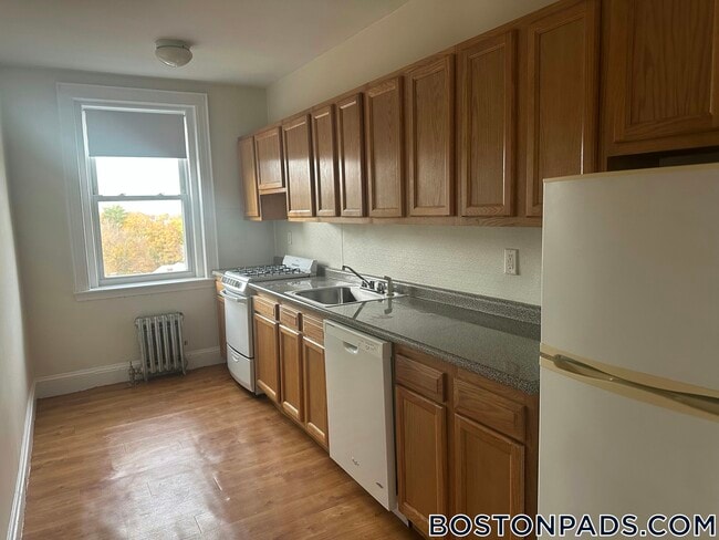 Photo - 2045 Commonwealth Ave Unit 47