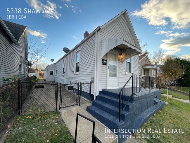 Photo - 5338 Shaw Ave