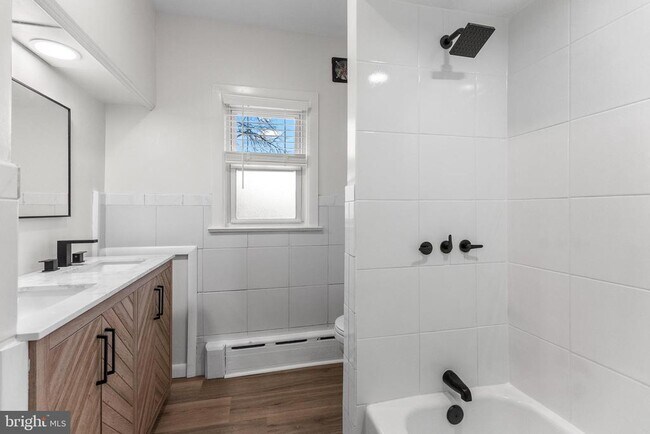 Photo - 26 Wilmer St Unit A