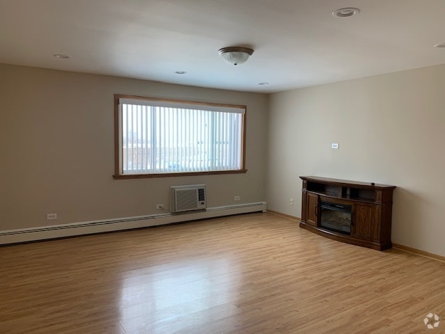 Building Photo - 17220 71st Ave Unit 12 Rental