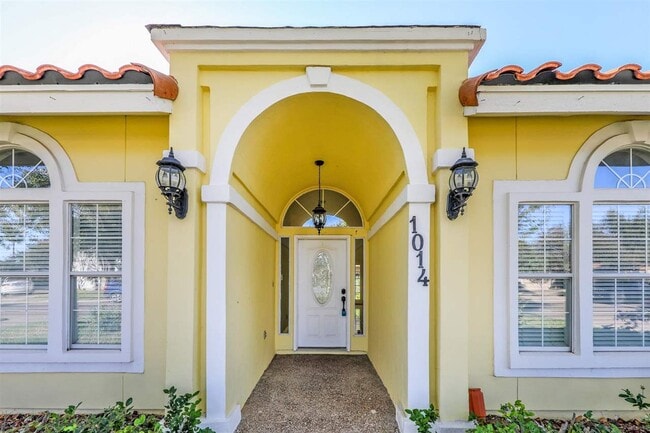 Photo - 1014 King Ln