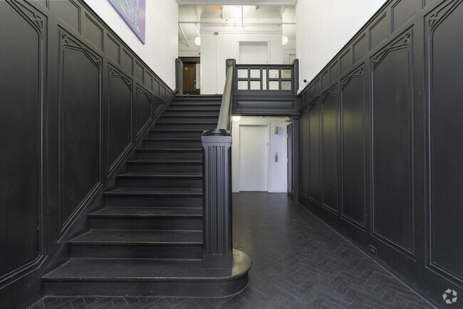 Clay Lobby - Clay & Tiffany