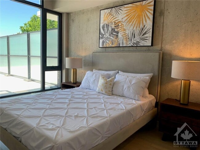 Photo - 203 Catherine St