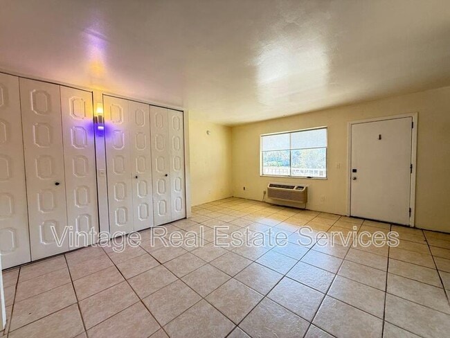 Photo - 3301 58th Ave S Unidad #215