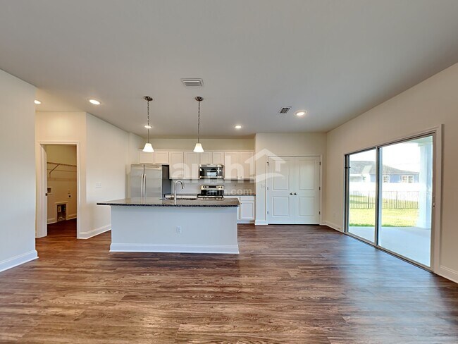 Photo - 47 Olivewood Pl