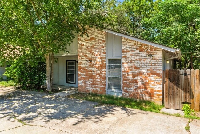 Building Photo - 2600 Brickford Cove Rental