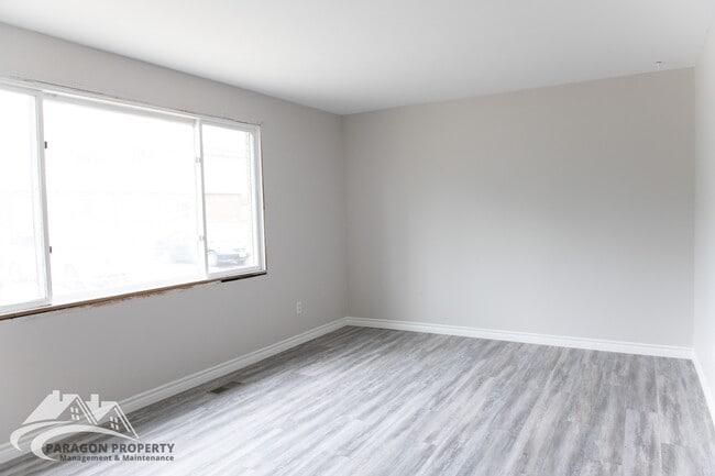 Photo - 18 Taylor Ave Unité 2