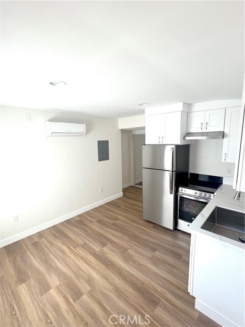 Photo - 22139 Rashdall Ave