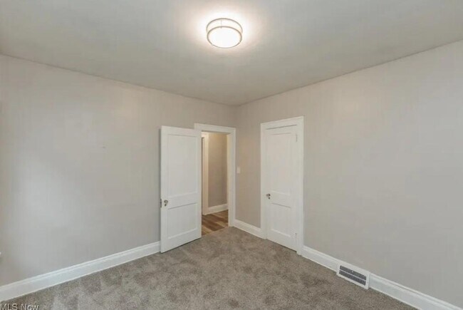 Photo - 3318 W 94th St