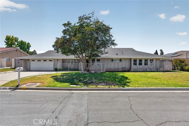 Building Photo - 5761 Stradella Rd