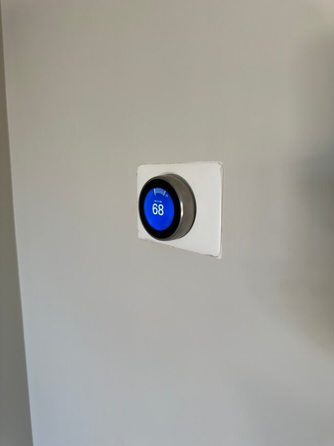 Photo - 4231 Davis St