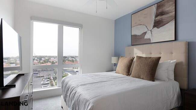 Photo - 707 S Farmer Ave Unidad 6031